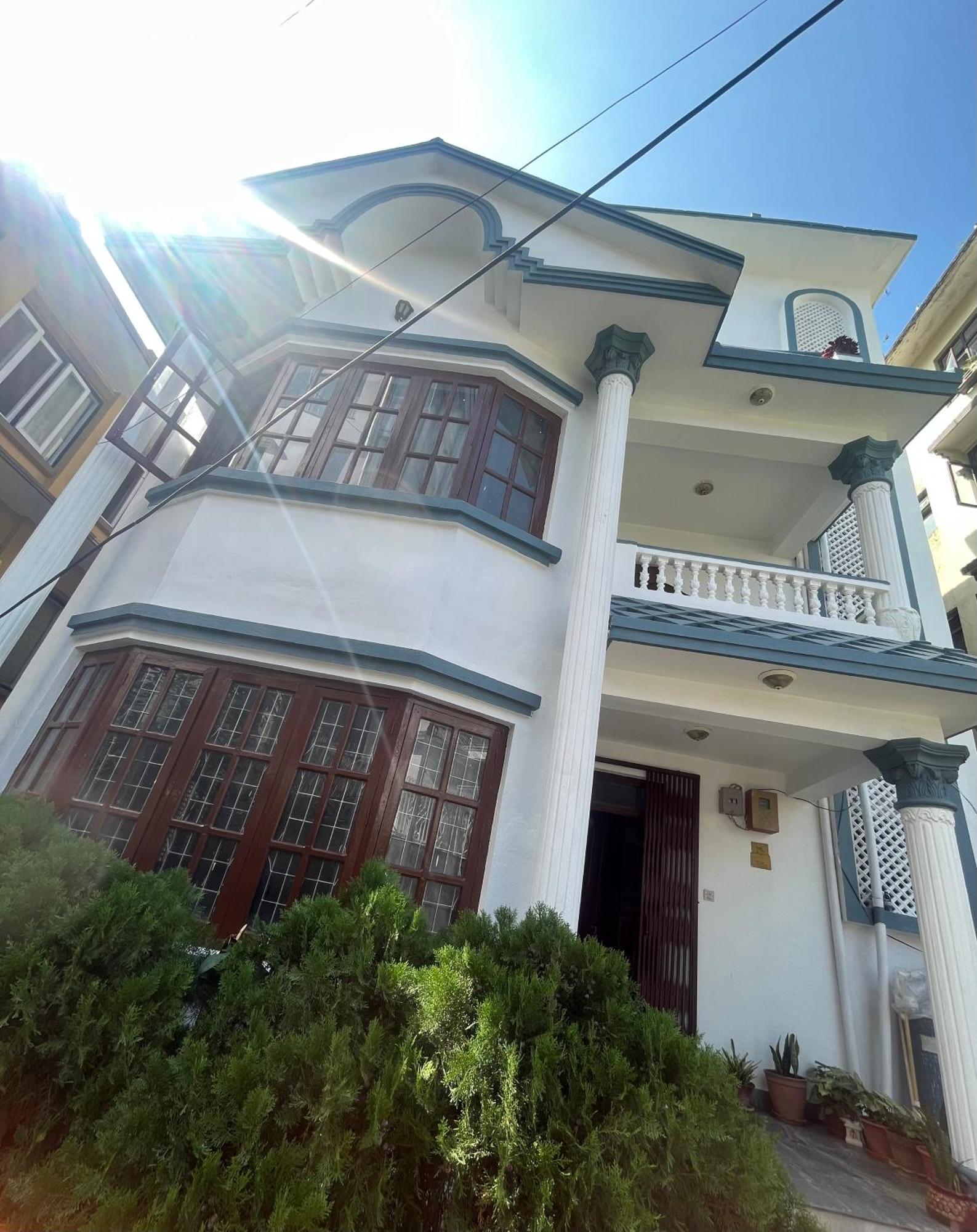Drakon Nest Homestay カトマンズ エクステリア 写真