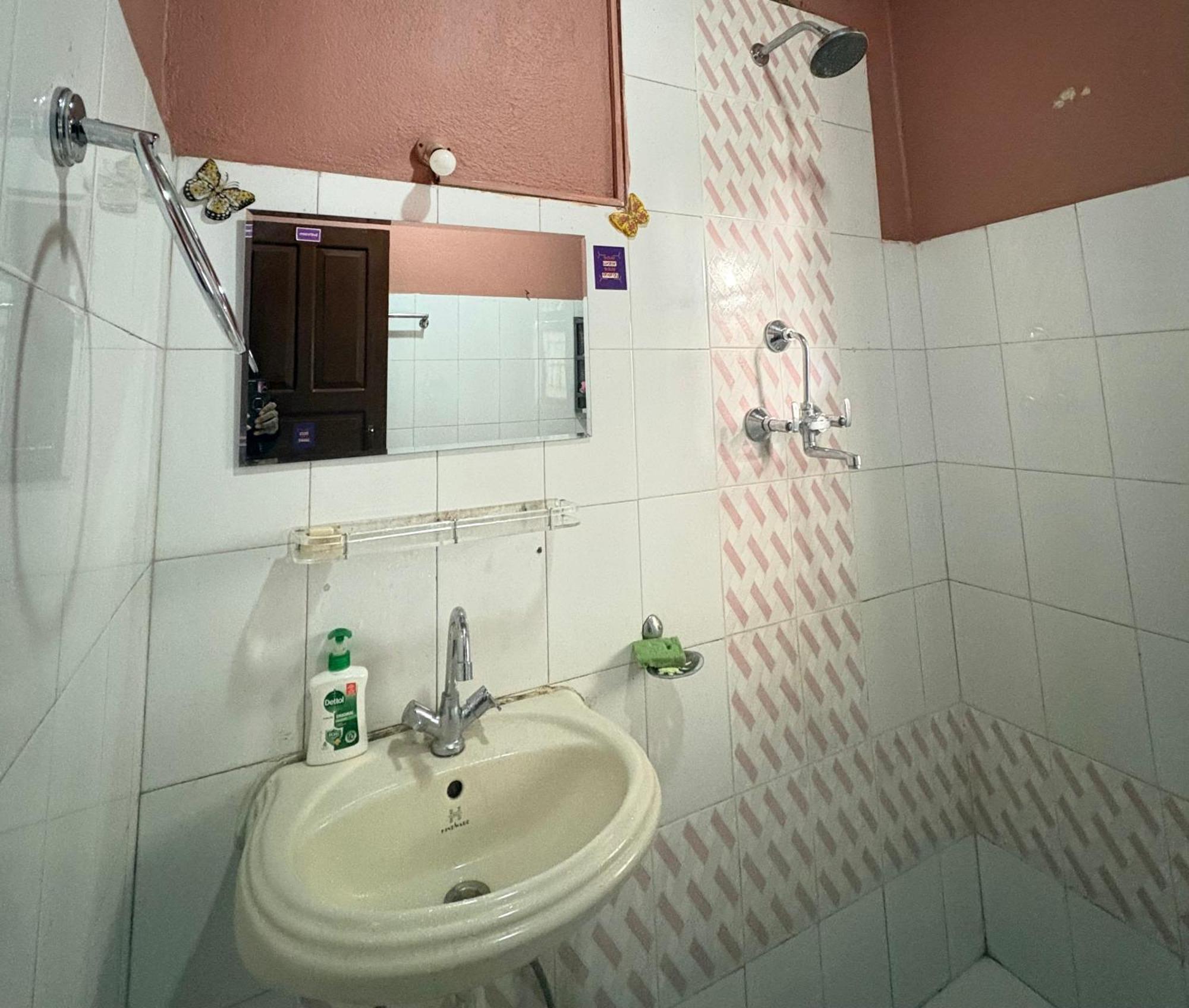 Drakon Nest Homestay カトマンズ エクステリア 写真