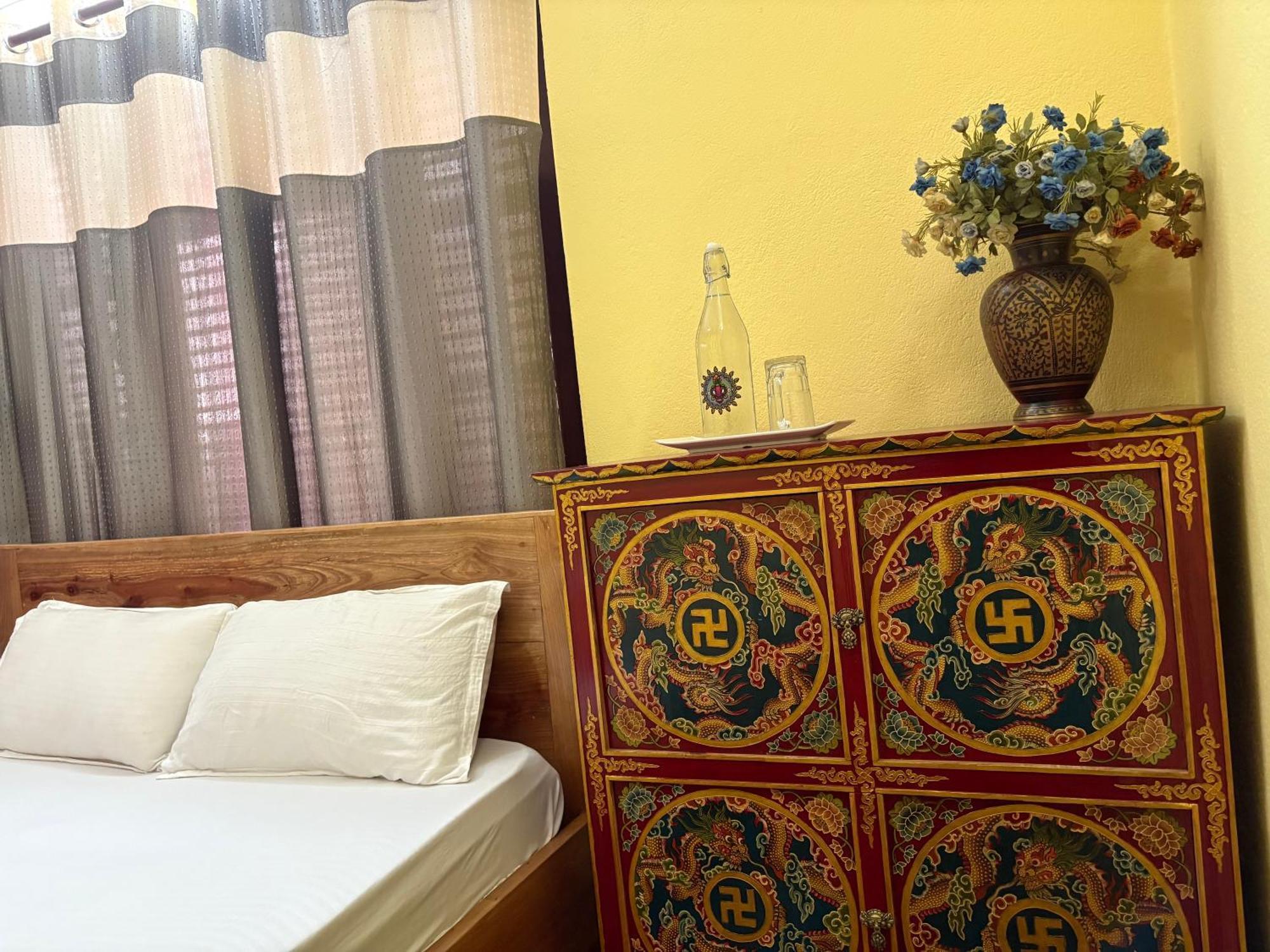 Drakon Nest Homestay カトマンズ エクステリア 写真